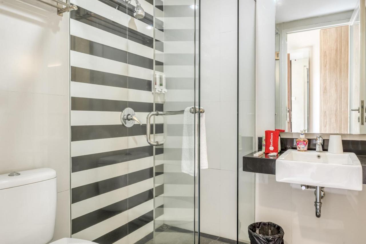 Hotel Reddoorz Syariah Near Terminal 1 Juanda Airport Brebek Zewnętrze zdjęcie